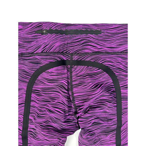LULULEMON On Track Crop Leggings Life Lines Polar Pink Black Size 6 - Picture 5 of 10